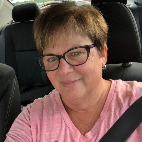 Meet your Posher, Dena - Picture 6 of 6